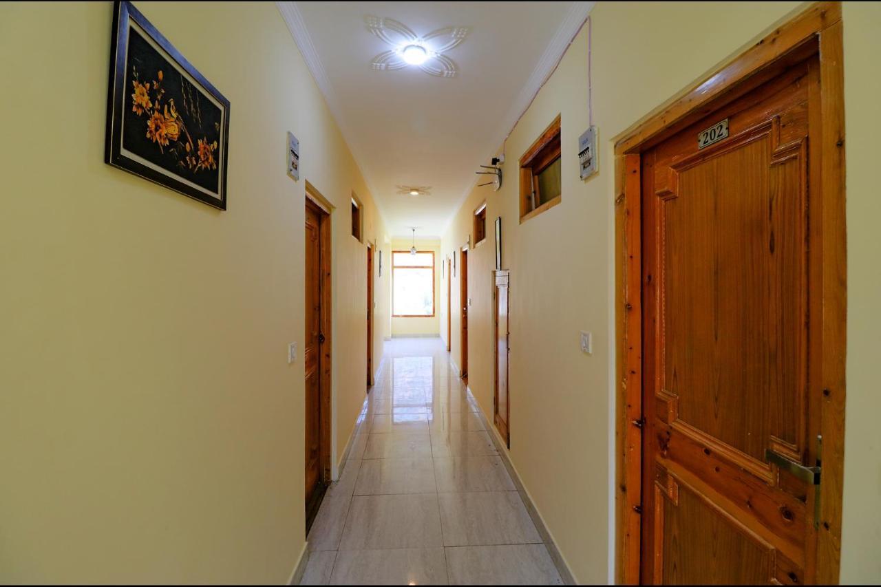 Fabhotel Mai Vrindavan Manali  Exterior photo